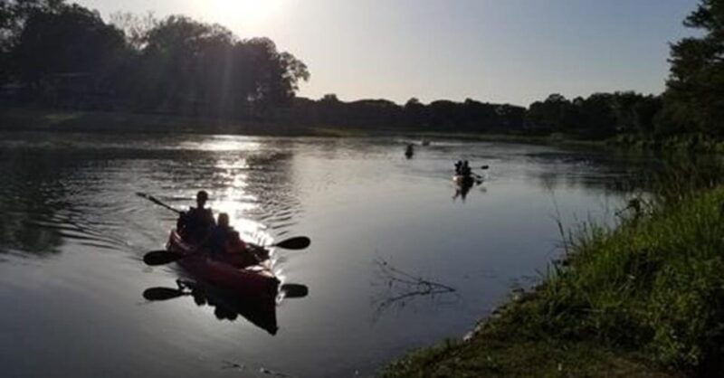 half-day-kayak-adventure-family-journey