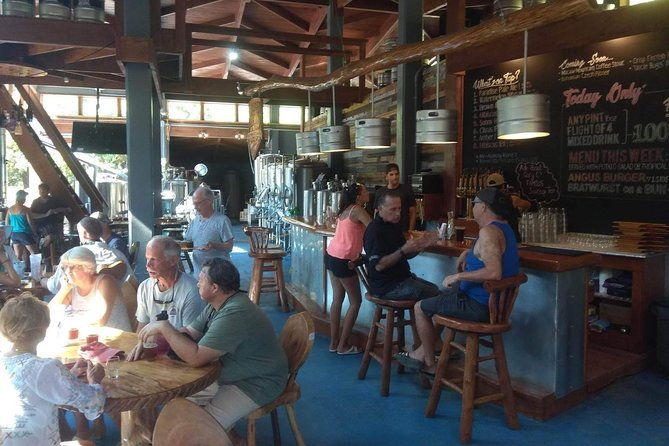 half-day-tour-in-roatan-with-brewery-rum-and-chocolate-factories-visit