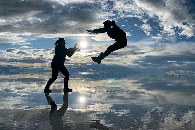 half-day-trip-to-uyuni-salt-flats-sunset-included