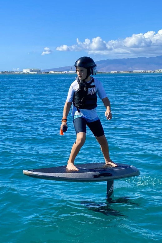 hawaii-electric-hydrofoil-surfing-solo-lesson