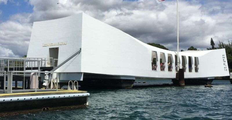 hawaii-pearl-harbor-and-north-shore-adventure