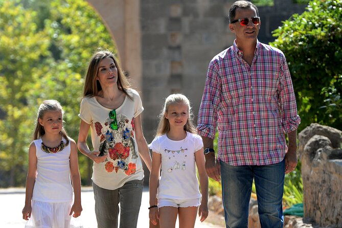historic-santa-barbara-family-walking-adventure