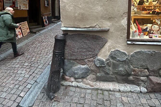 history-and-secrets-of-gamla-stan-audio-gps-guided-walking-tour