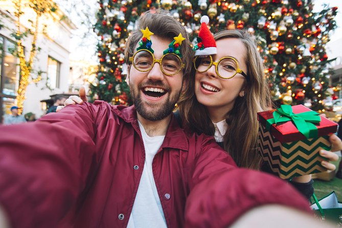 holiday-scavenger-hunt-in-huntington-beach-by-holly-jolly-hunt