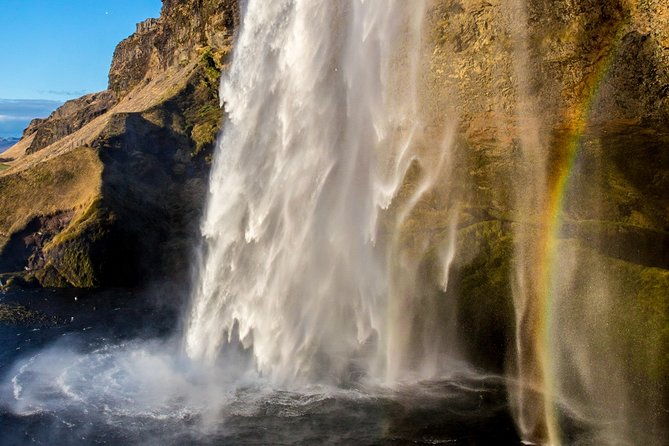 iceland-glacier-lagoon-and-south-coast-private-day-tour-from-reykjavik
