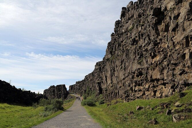 iceland-stopover-3-day-tour-golden-circle-geysers-glaciers