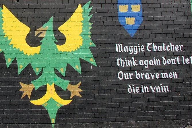 iconic-2hr-belfast-taxi-tour-the-troubles