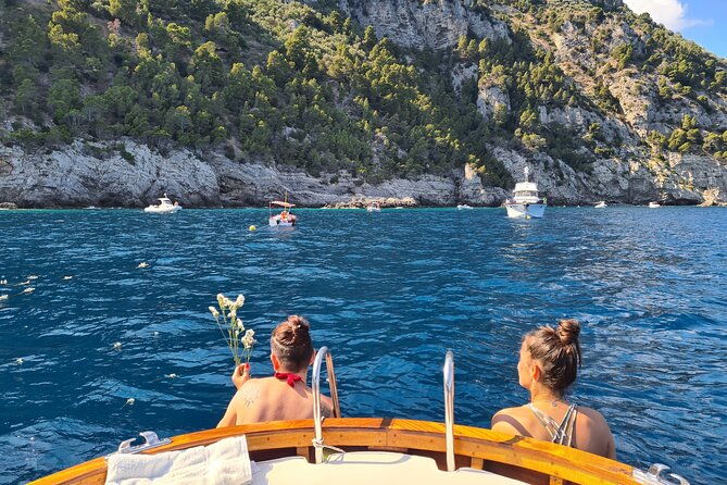 island-of-capri-private-cruise