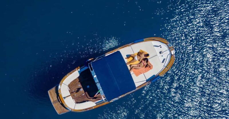 island-of-ischia-private-full-day-boat-tour-on-aprea-75m-o