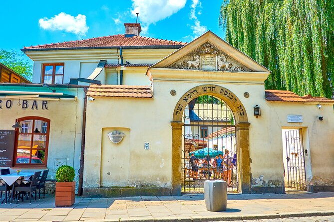 jewish-quarter-kazimierz-guided-walking-tour-in-krakow