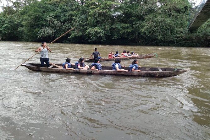 jungle-tours-indichuris-chocolate-factory-canoe