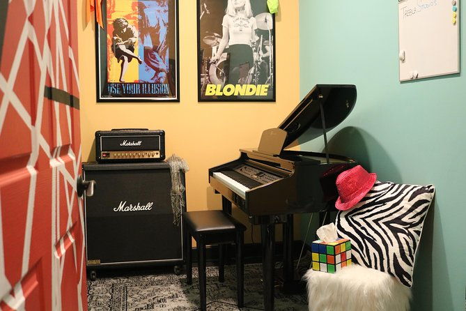 karaoke-recording-inside-a-professional-recording-studio