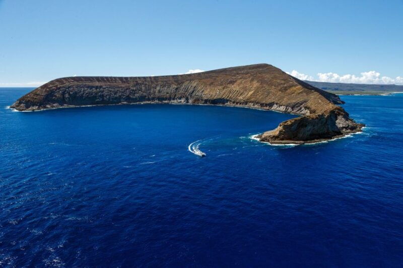 kauai-niihau-and-na-pali-coast-full-day-boat-tour
