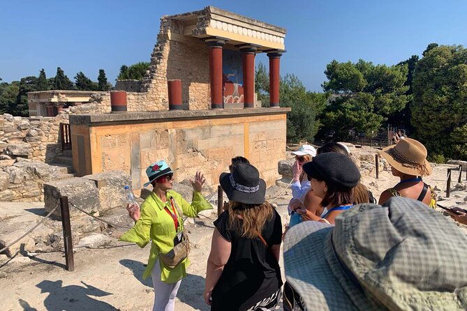knossos-palace-private-tour-with-transfer-from-heraklion-prefecture