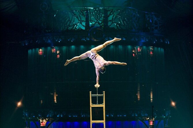 kooza-by-cirque-du-soleil-under-the-big-top-in-seattle-wa