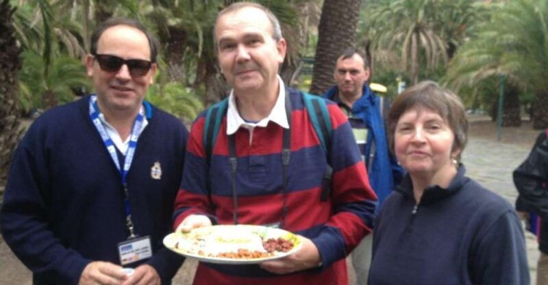 las-palmas-private-old-city-guided-walking-tour-with-tapas
