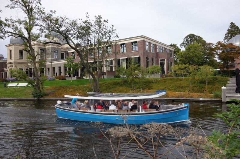 leiden-cruise-through-the-historic-city-center-with-guide