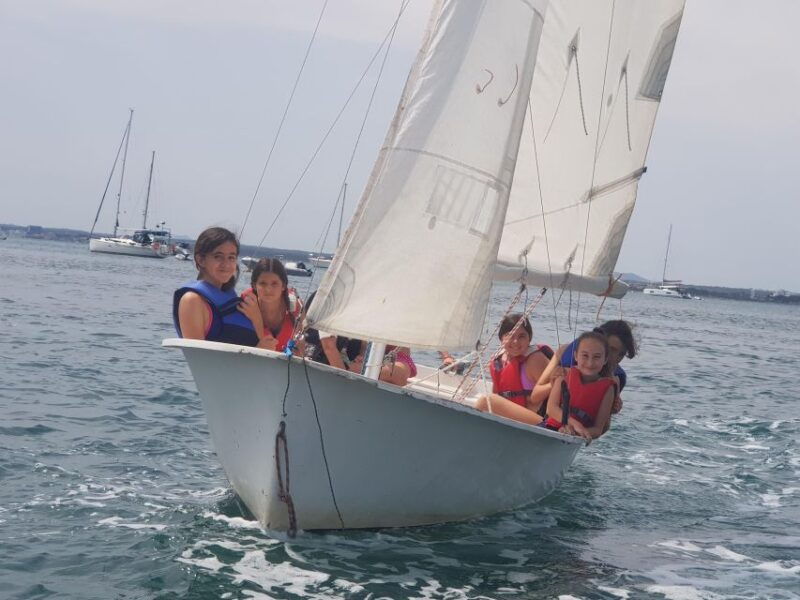light-sailing-experience-with-instructor