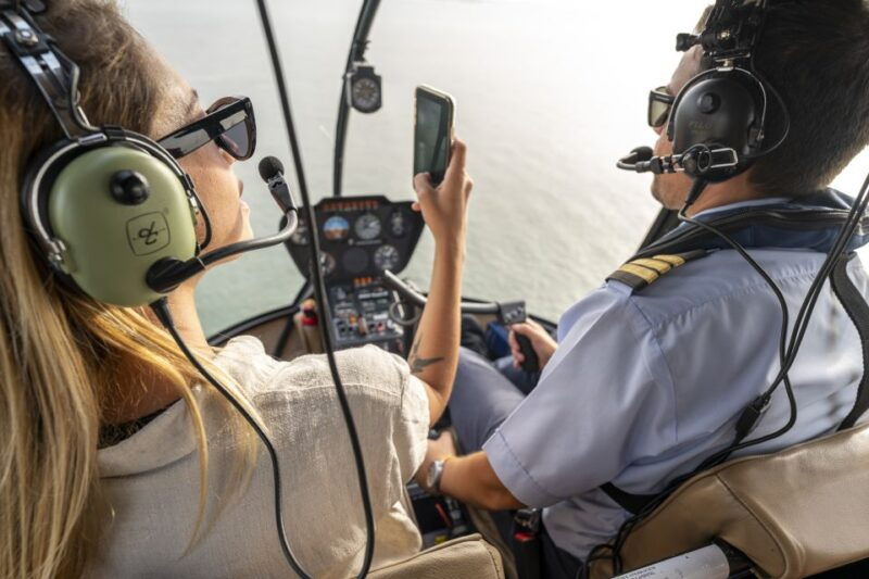 lisbon-city-and-coastline-sightseeing-helicopter-flight