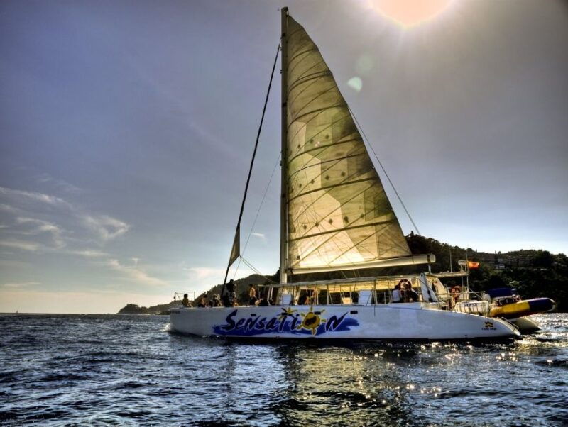 lloret-de-mar-sunset-catamaran-cruise-with-dj-and-drinks