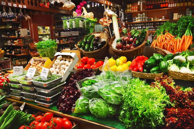 local-market-visit-and-private-cooking-class-at-a-cesarinas-home-in-mantua
