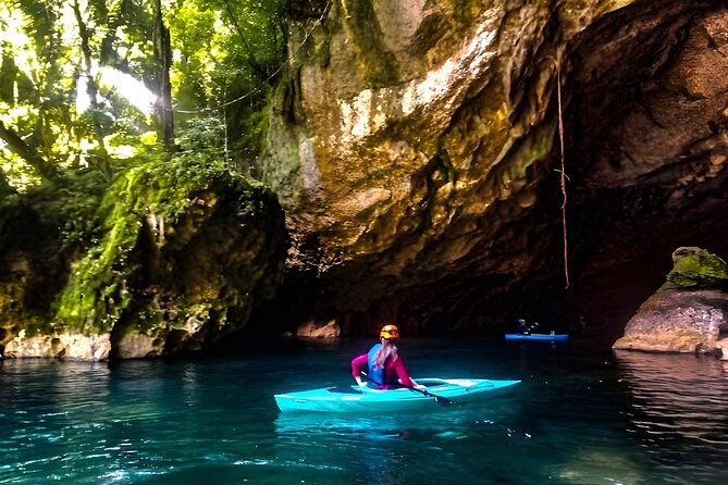 longest-cave-kayaking-with-crystal-cave-swimming-combo-in-belize