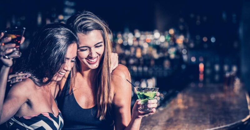los-angeles-speakeasy-bar-hopping-tour-with-drink