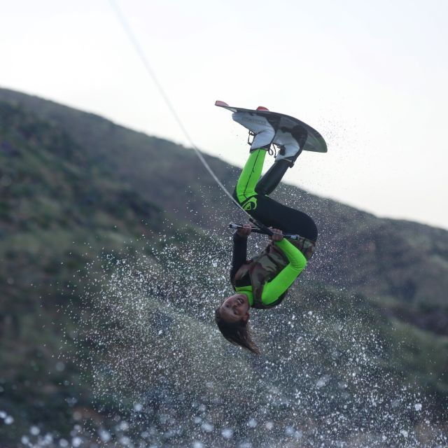 los-angeles-wakeboarding-wakesurfing-and-tubing