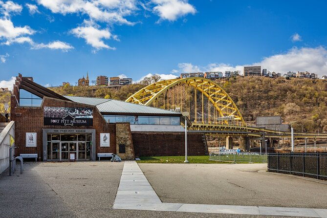 love-in-the-city-pittsburghs-enchanting-romantic-walk