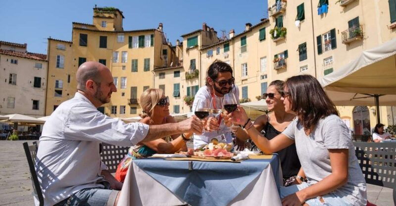lucca-morning-food-tour-with-snacks-and-coffee