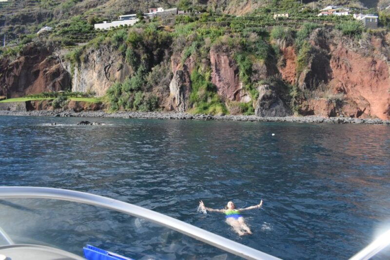 madeira-private-sunset-yacht-cruise-with-snorkeling-wine