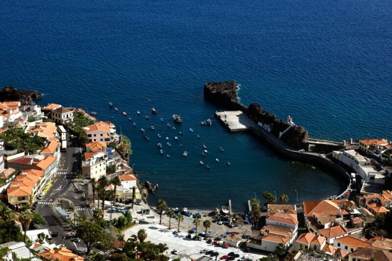madeira-wine-tasting-experience-honey-museum-and-cabo-girao