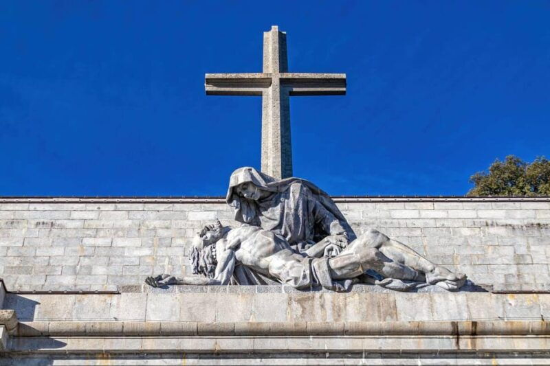 madrid-private-valley-of-the-fallen-monastery-day-trip