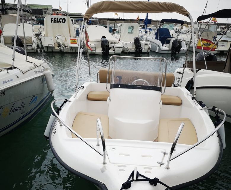 malaga-5-seater-speedboat-boat-rental-without-a-license