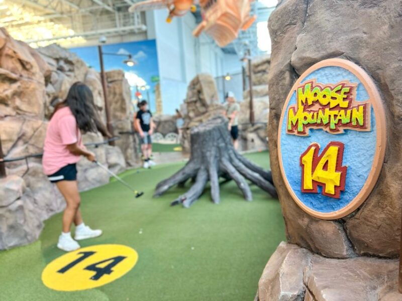 mall-of-america-moose-mountain-adventure-golf-ticket