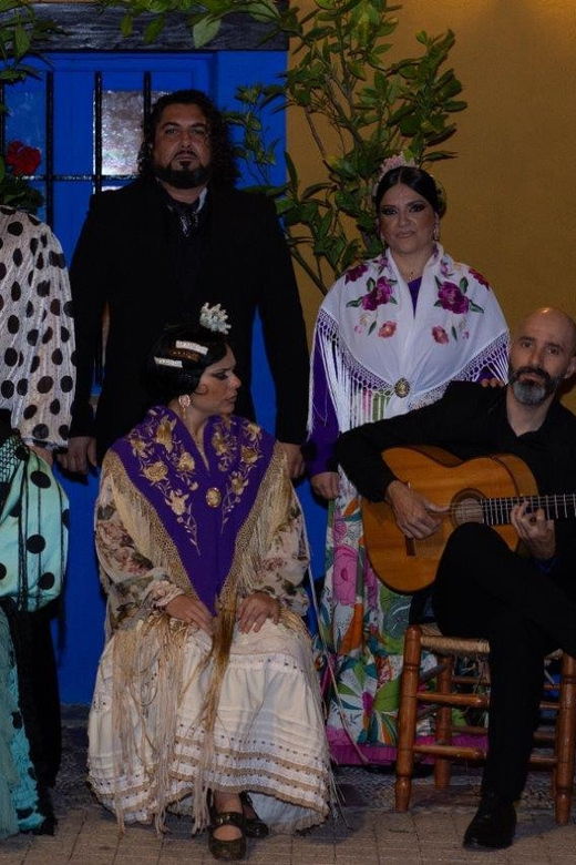 marbella-flamenco-show-with-a-drink