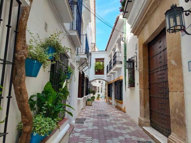 marbella-private-tour-puerto-banus-to-walk-on-your-own