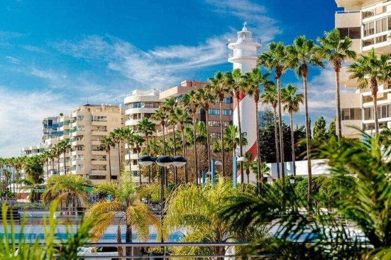 marbella-walking-custom-tour-with-a-local-guide