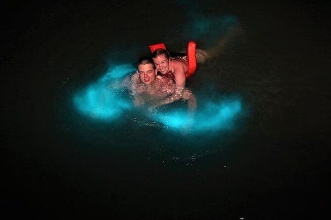 martha-brae-rafting-and-luminous-lagoon-tour-from-montego-bay