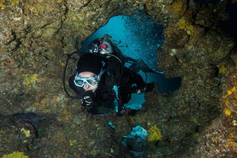 maui-eco-friendly-conservation-scuba-dive-certified-divers