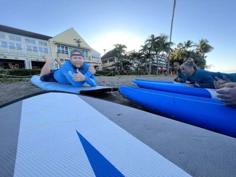 maui-lahaina-group-surf-lesson