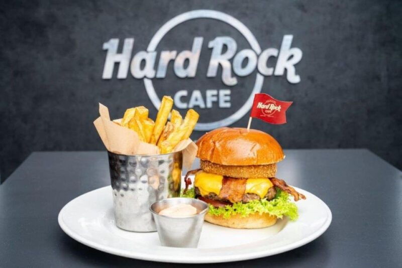 meal-at-the-hard-rock-cafe-new-orleans