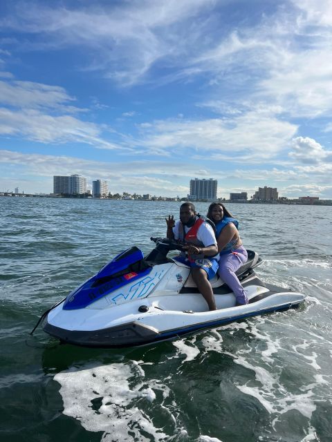 miami-beach-jetski-rental-experience-with-boat-and-drinks