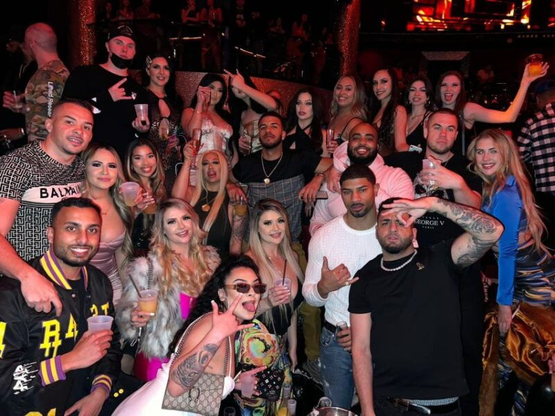 miami-dinner-party-w-night-club-experience