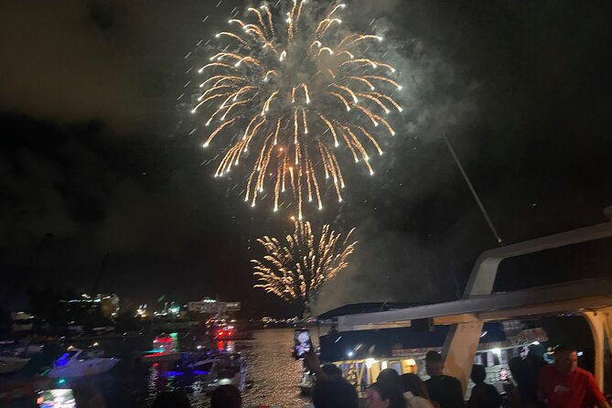 miami-july-4-south-beach-fireworks-cruise-with-open-bar-and-dj