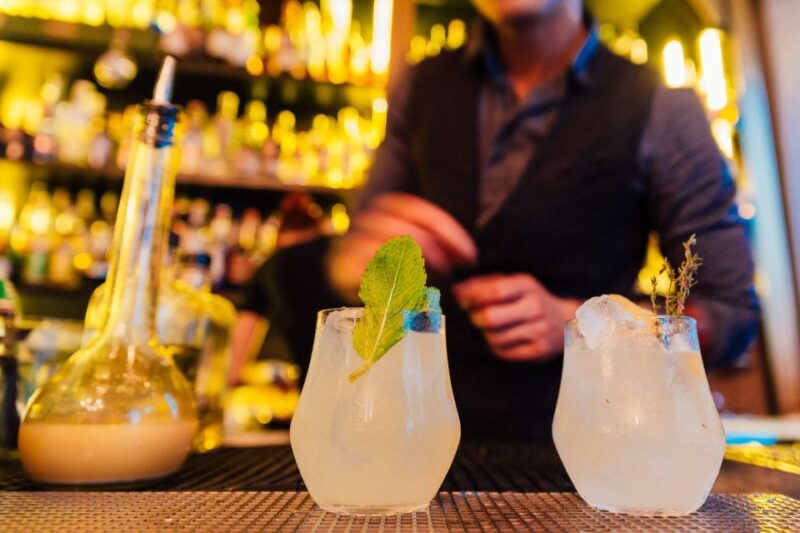 milan-private-tour-with-drinks-bites-in-centro-storico