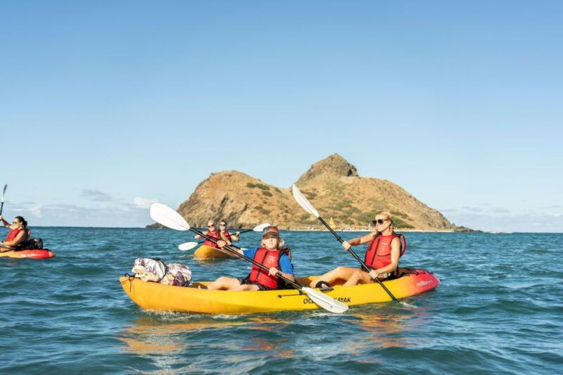 mokulua-islands-self-guided-kayak-adventure-2