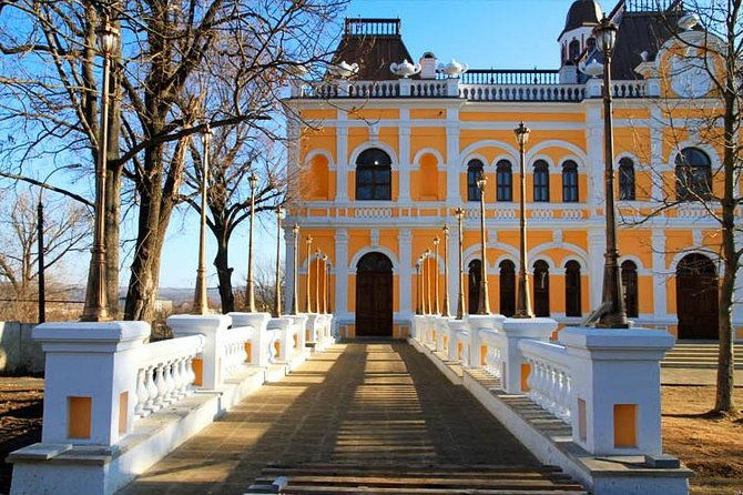 moldovas-famous-winery-milesti-manuc-bei-mansion