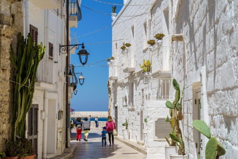 monopoli-walking-street-food-tour