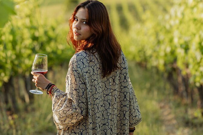 montalcino-exclusive-picnic-in-the-vineyard-with-wine-basket